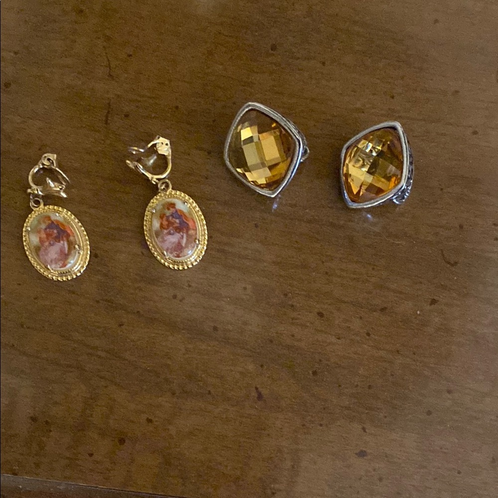 Two pairs of clip earrings